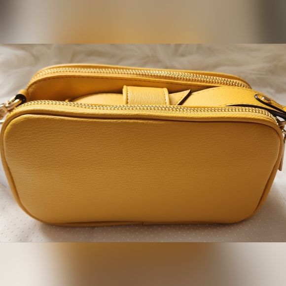 Time and Tru Crossbody Bag/Purse. Color:Yellow. Brand new. - Picture 9 of 10